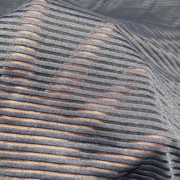 Lululemon Womens Navy blue  Pinstriped Long Sleeve Active Yog Size 6 - Picture 7 of 8